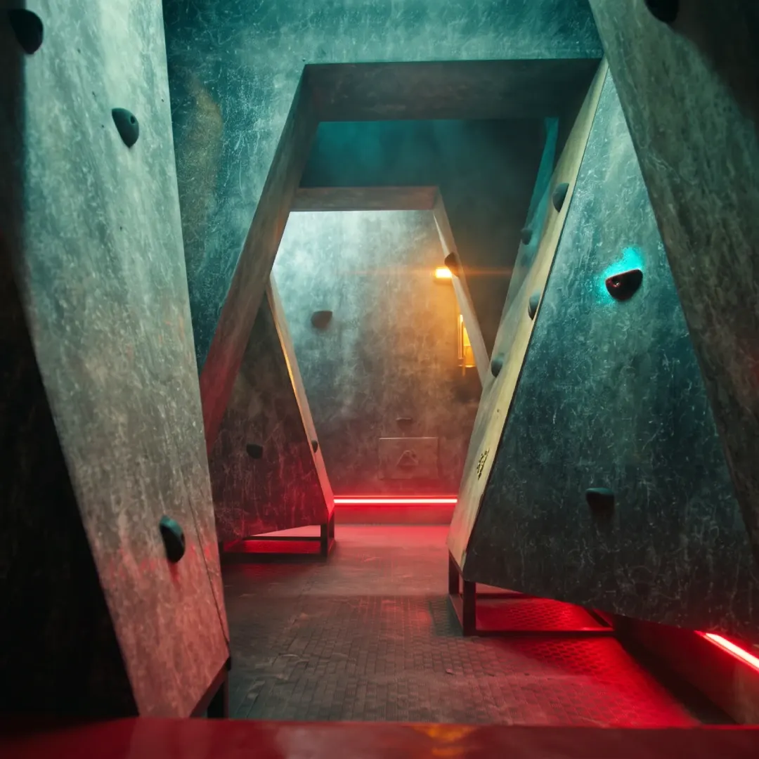 Themed Agent Factory mission room